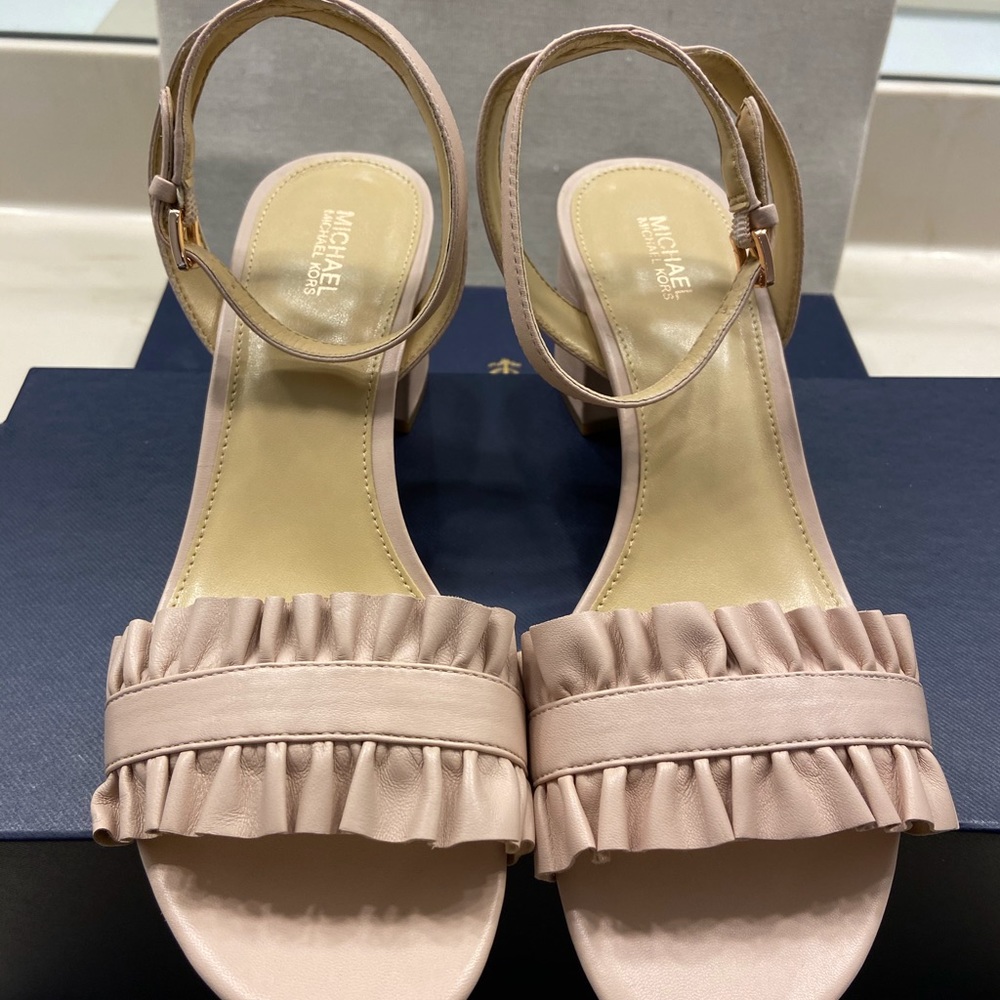 Michael Kors “Bella Ruffled” Leather Sandal